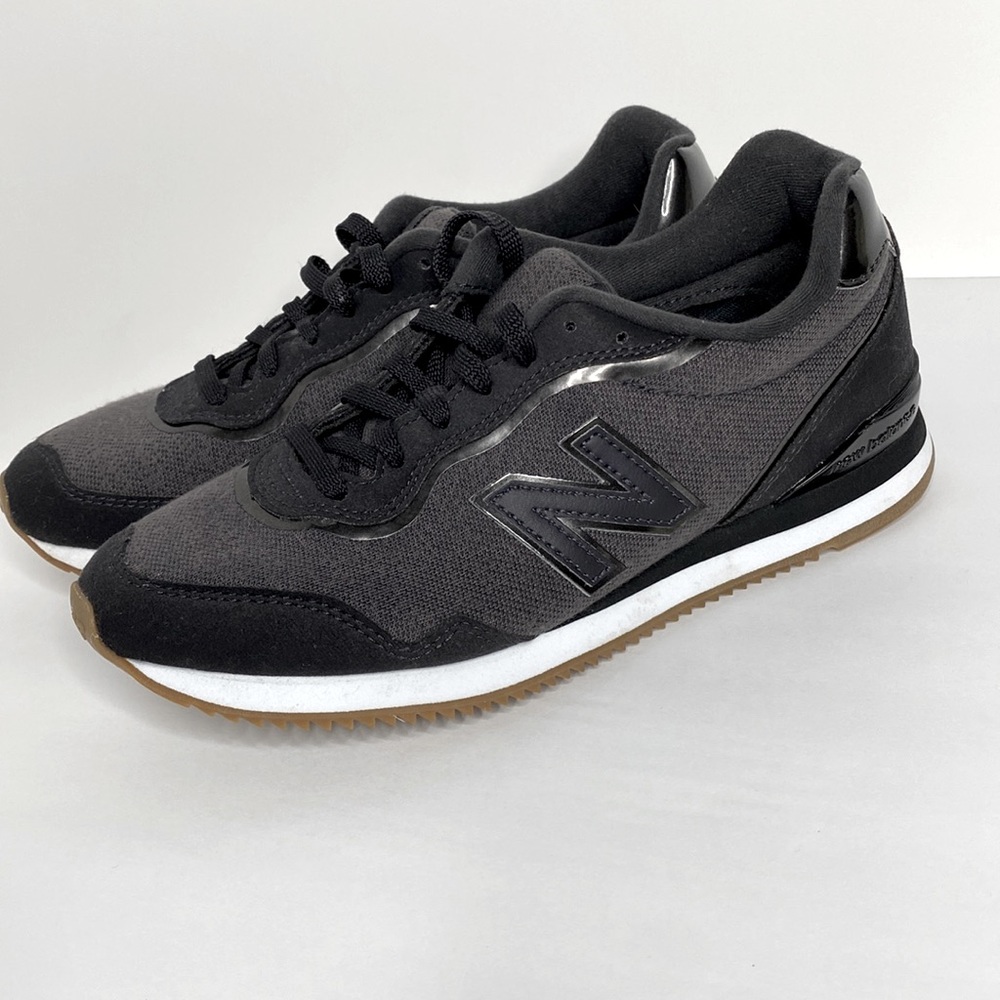 NWOB New balance sola sleek V1 sells at Amazon for 99 dollars size 6.5 W…